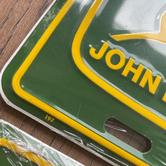 Vintage John Deer License Plate - Set of 2 MINT - Picture 6 of 6